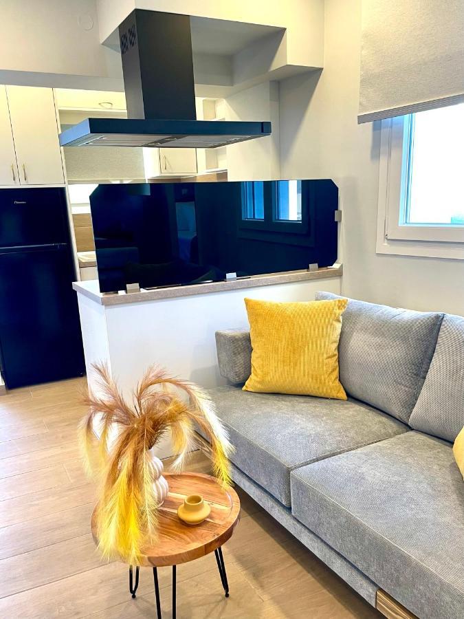 Iris Luxury House Apartman Ájoi Déka Kültér fotó